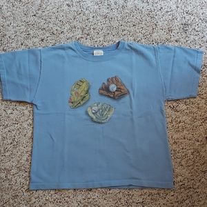 Wes & Willy baseball gloves t-shirt size S